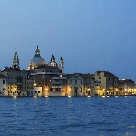 Blue Lagoon Apartmán